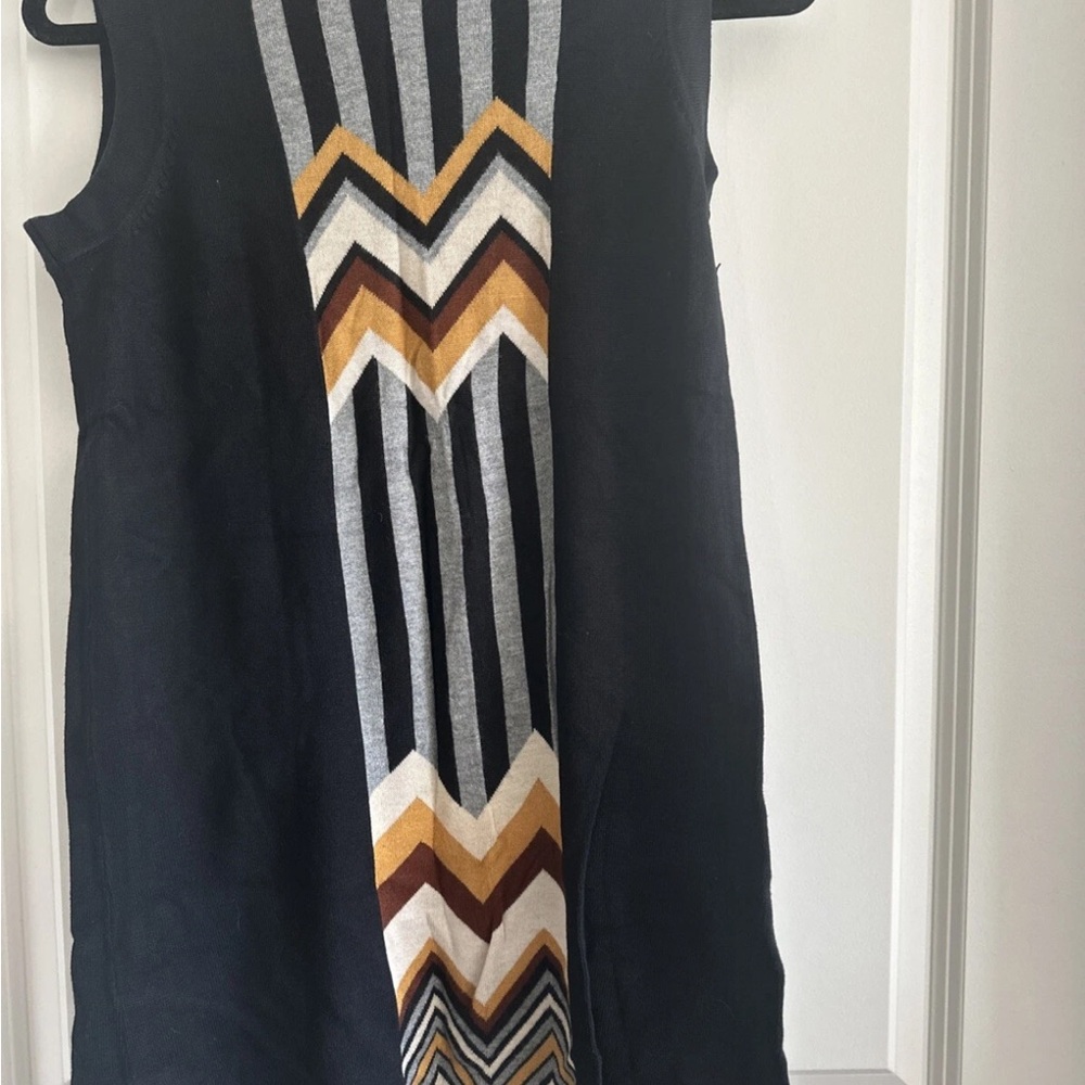 Chevron Patterned Sleeveless Dress
